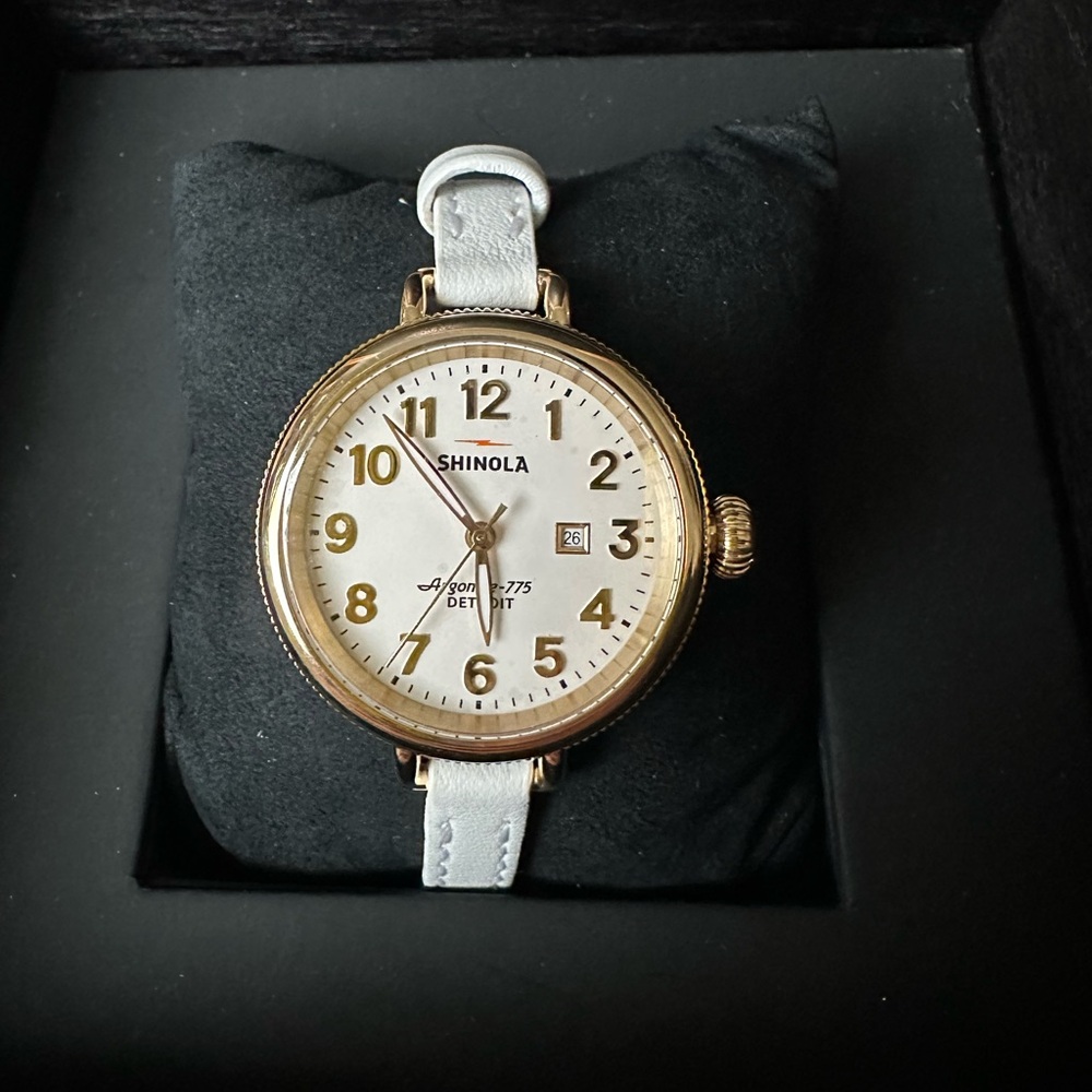 Brand New Shinola 34 mm Birdy Watch
White leather strap